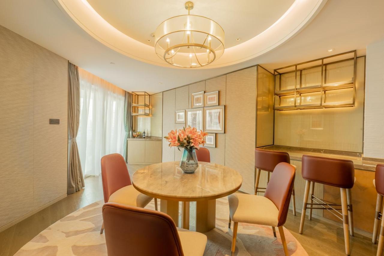 Howard Johnson Plaza By Wyndham Blue Bay סיהאנוקוויל מראה חיצוני תמונה